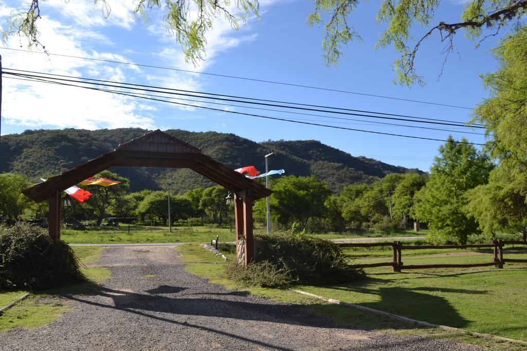 Cabanas Los Algarrobos Villa General Belgrano Dış mekan fotoğraf