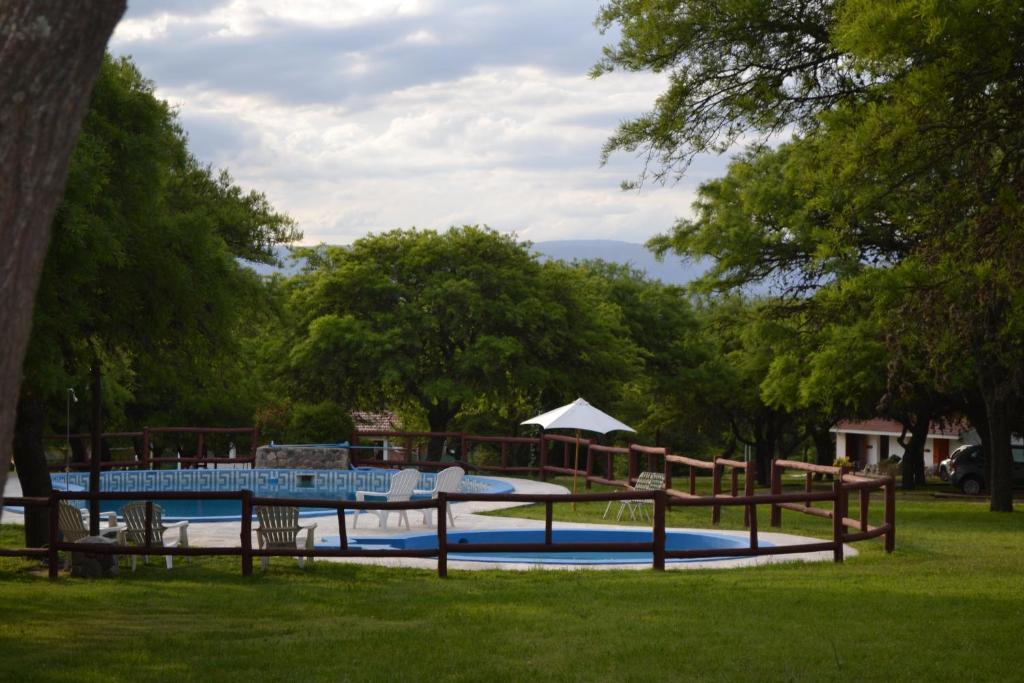 Cabanas Los Algarrobos Villa General Belgrano Dış mekan fotoğraf