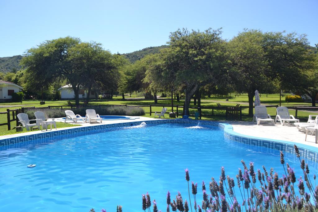 Cabanas Los Algarrobos Villa General Belgrano Dış mekan fotoğraf